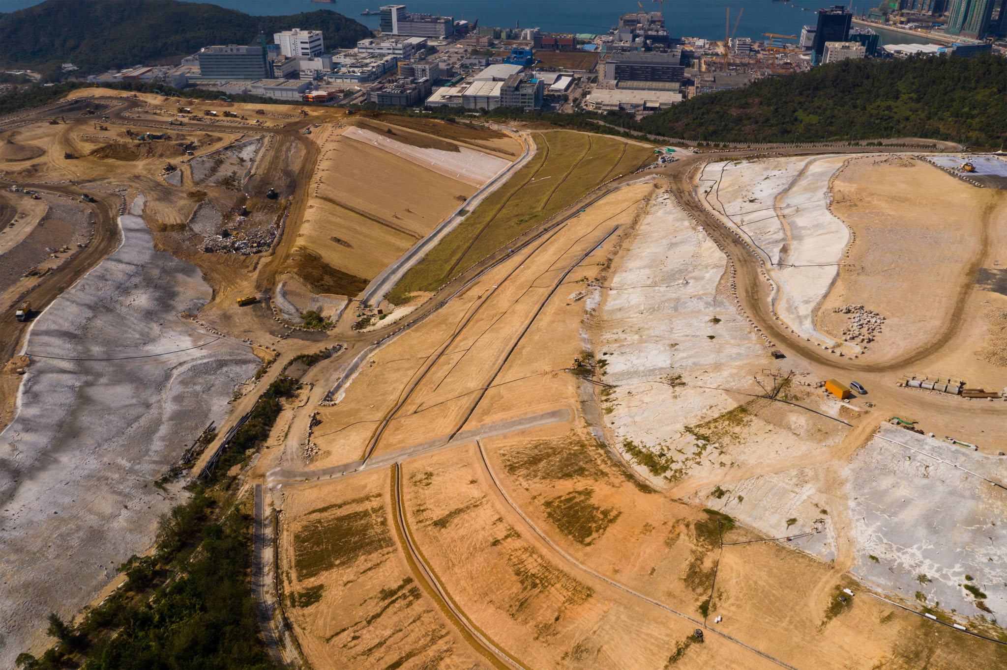 Volumenberechnung einer Schüttgut-Haldeninventur per Drohne mit Profil-Schnitten